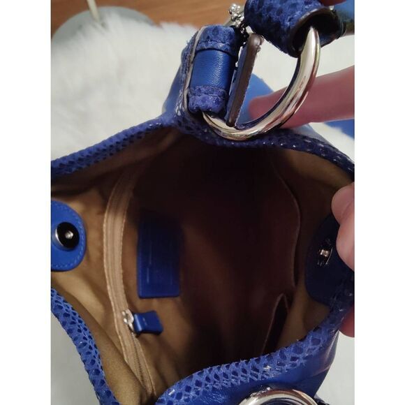 NWOT Cobalt Blue Leather Coach Crossbody - Picture 4 of 8